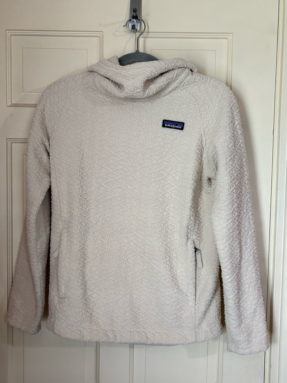 Patagonia Hoodie Womens Small Cream Pullover Diamond Capra Hoody Fleece Sweater